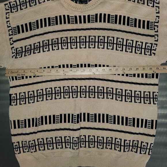 Vintage Dunhill Black Cream Geometric Sweater Textured Knit Scotland Large - Picture 7 of 10
